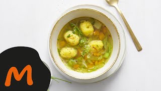 Gemüsesuppe mit Safrannocken – Migusto Rezept [upl. by Eissalc]