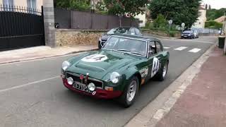 MGB GT V8 SEBRING 1er tour de roues [upl. by Bissell710]