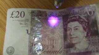 Thames Valley Police  how to spot a fake £20 note [upl. by Saimerej800]