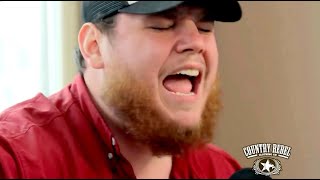 Luke Combs sings 3x MultiPlatinum single Hurricane [upl. by Hailat121]